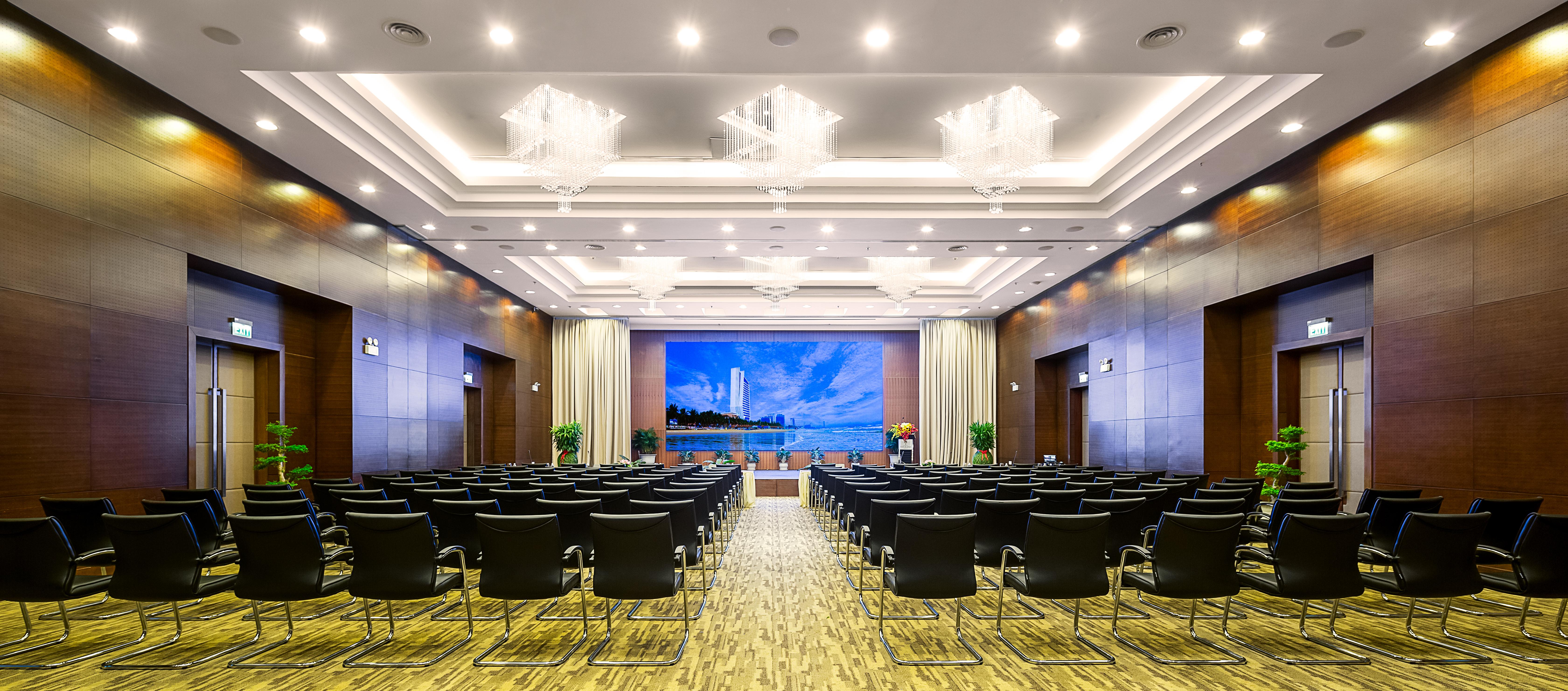 Grand Tourane Hotel דה נאנג מראה חיצוני תמונה