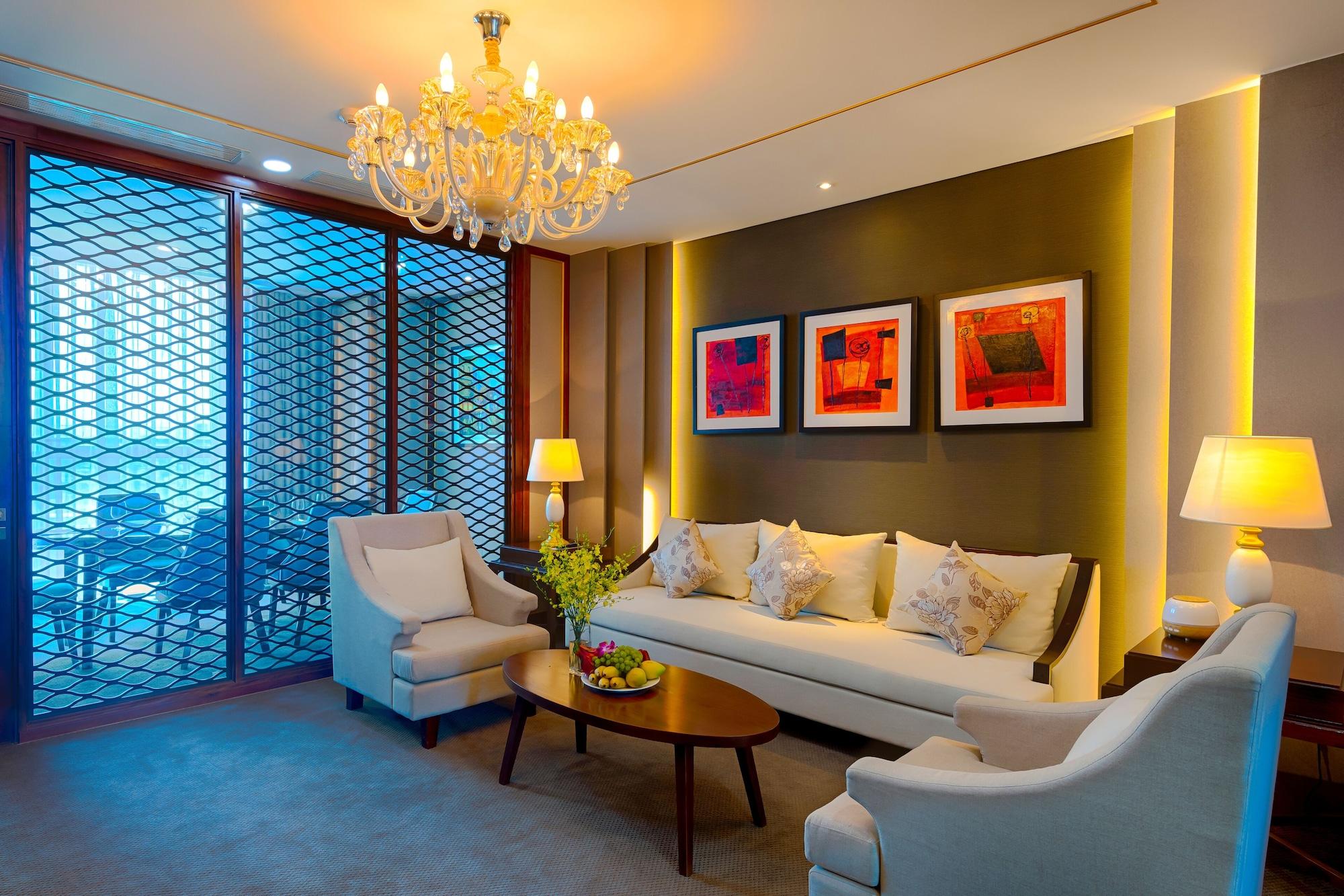 Grand Tourane Hotel דה נאנג מראה חיצוני תמונה