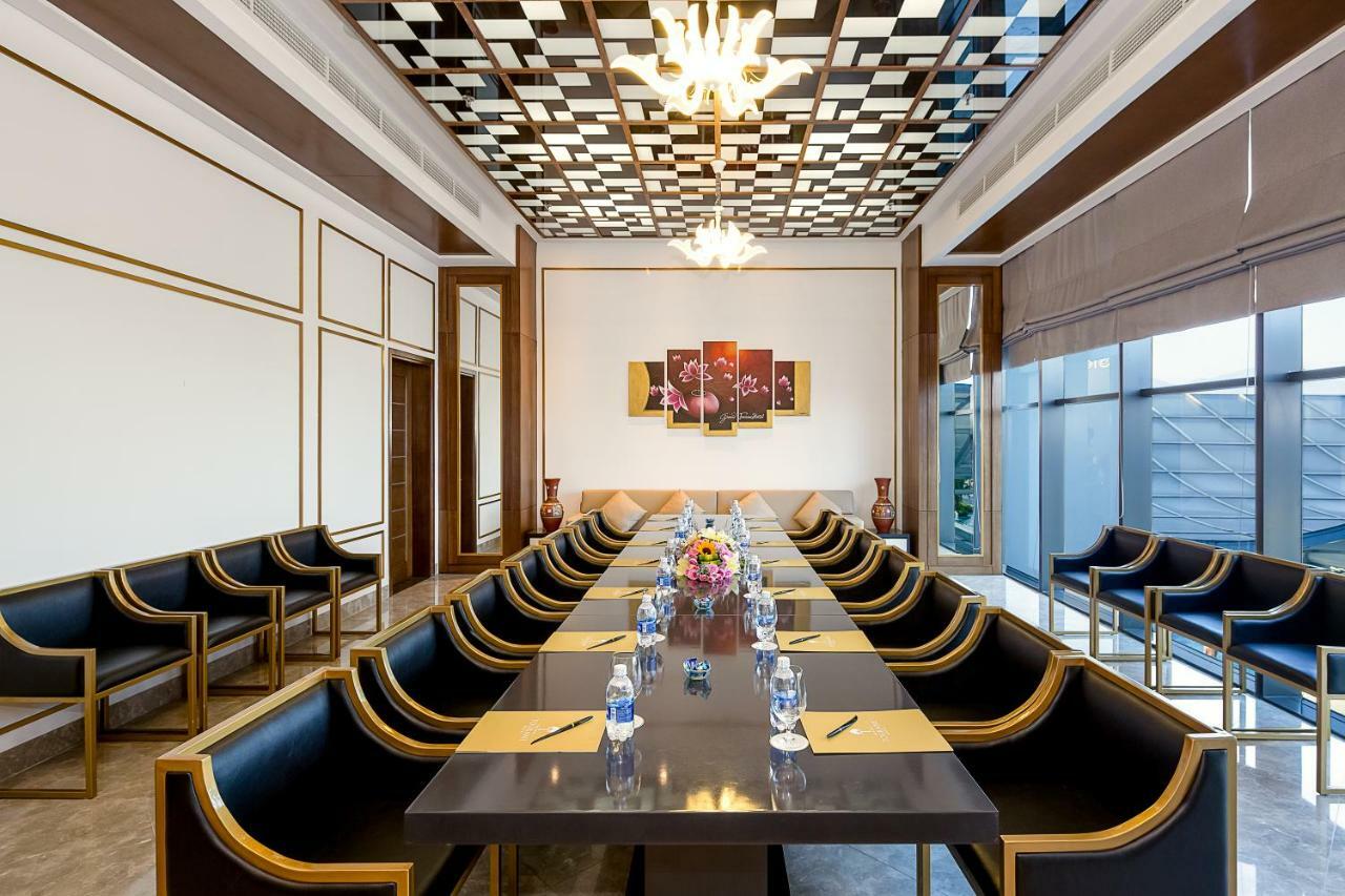 Grand Tourane Hotel דה נאנג מראה חיצוני תמונה